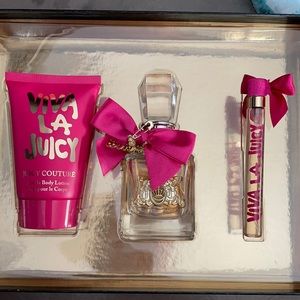 Fragrance package viva la juicy brand new!